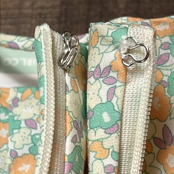 Another girl Tie Detail Ditsy Mini Skirt Lime Grn Floral Keyhole Detail waist XS - Picture 9 of 10